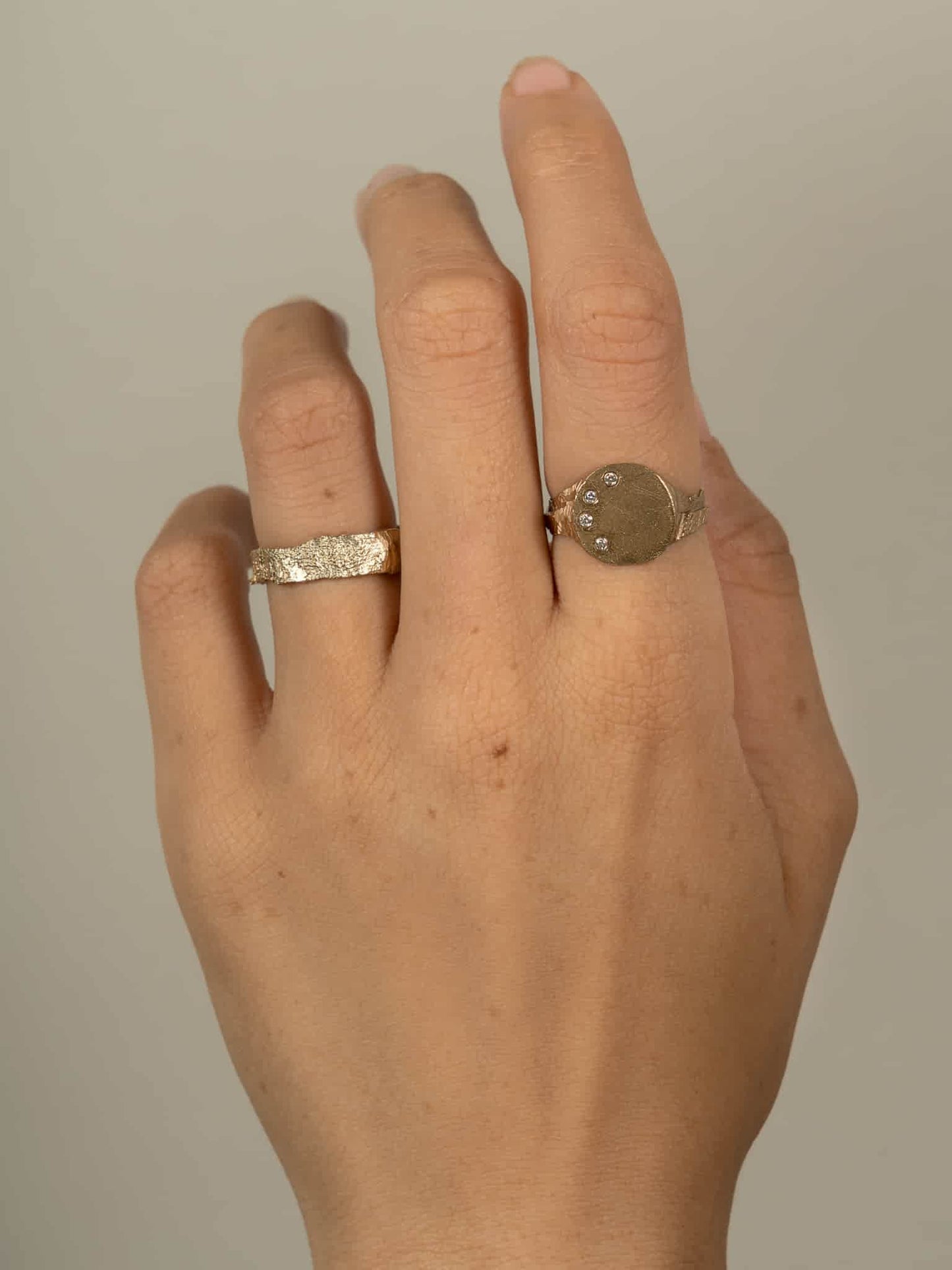 Dhuma Ring Gold