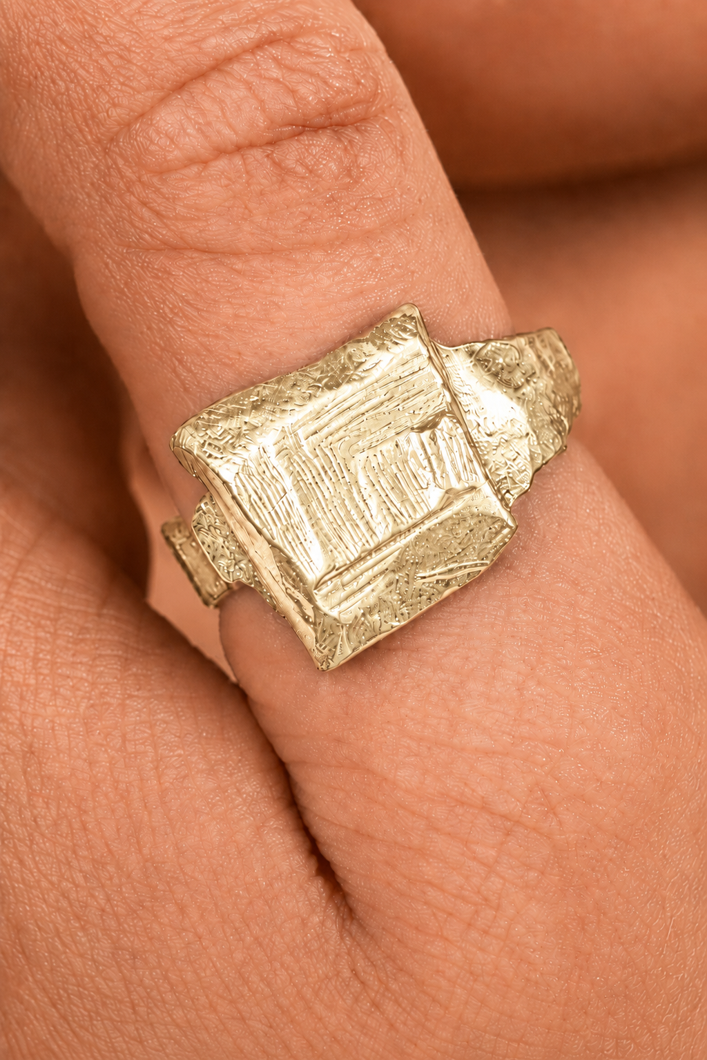 Carre Ring Gold