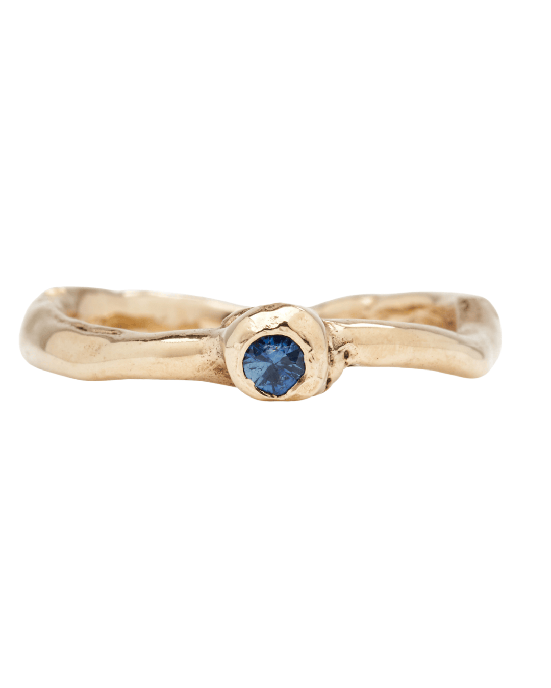 Vaha Ring With Sapphire