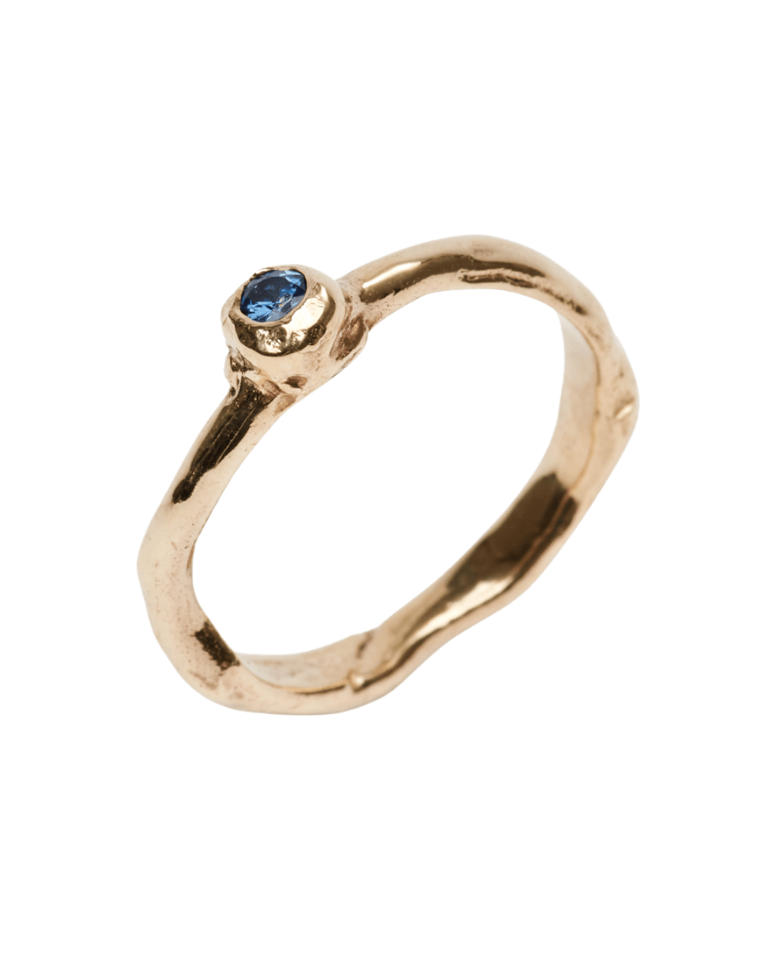 Vaha Ring With Sapphire