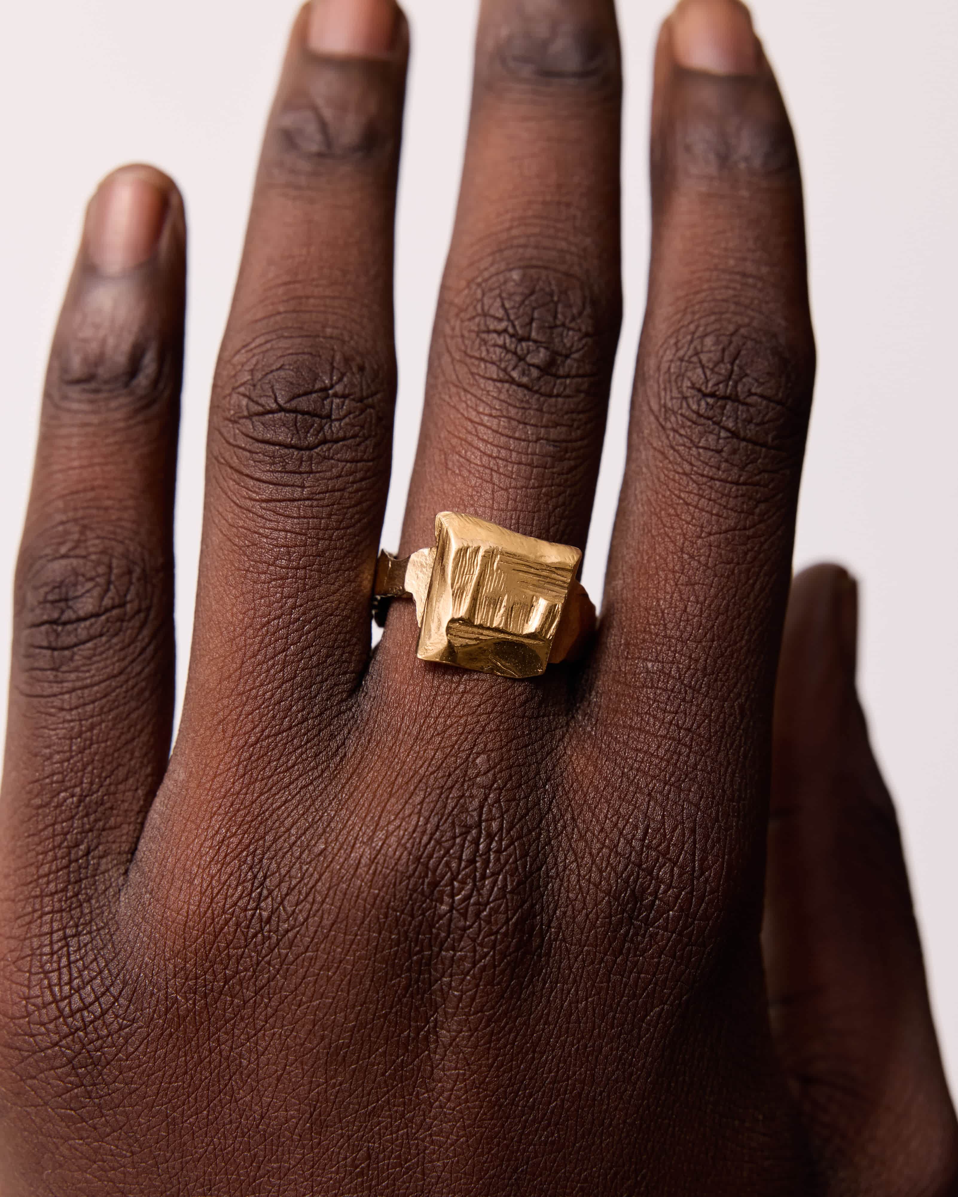 Carre Ring Gold