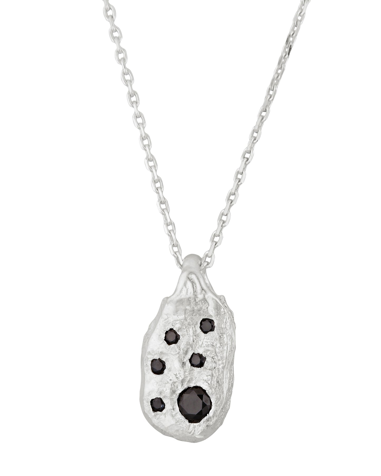 Dachi Pendant