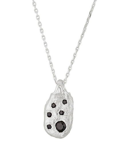 Dachi Pendant