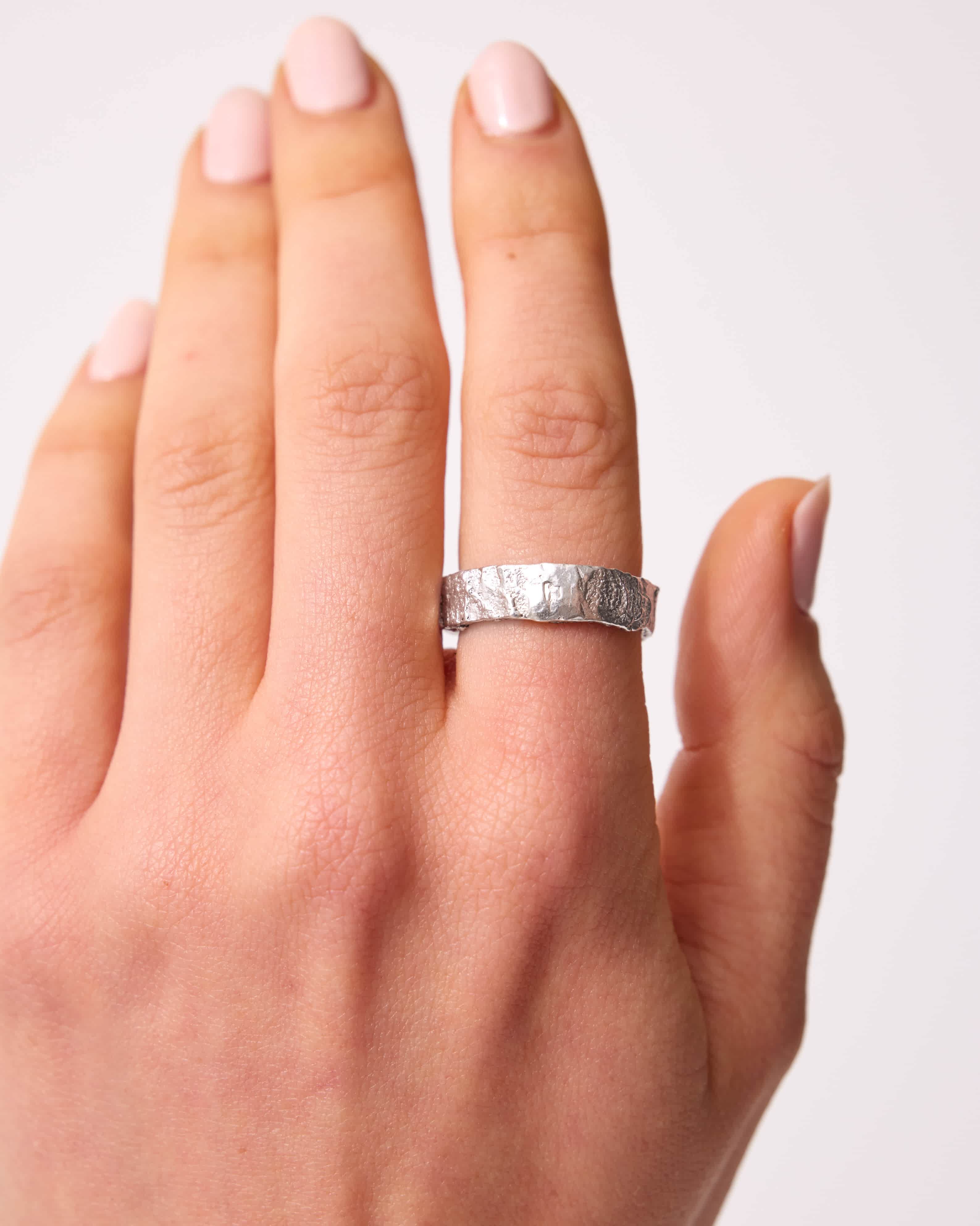 Dhuma Ring Silver