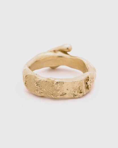 Flux Band Gold