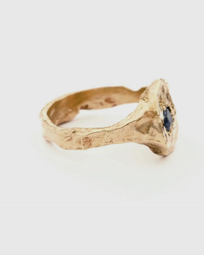 Hilaya Ring