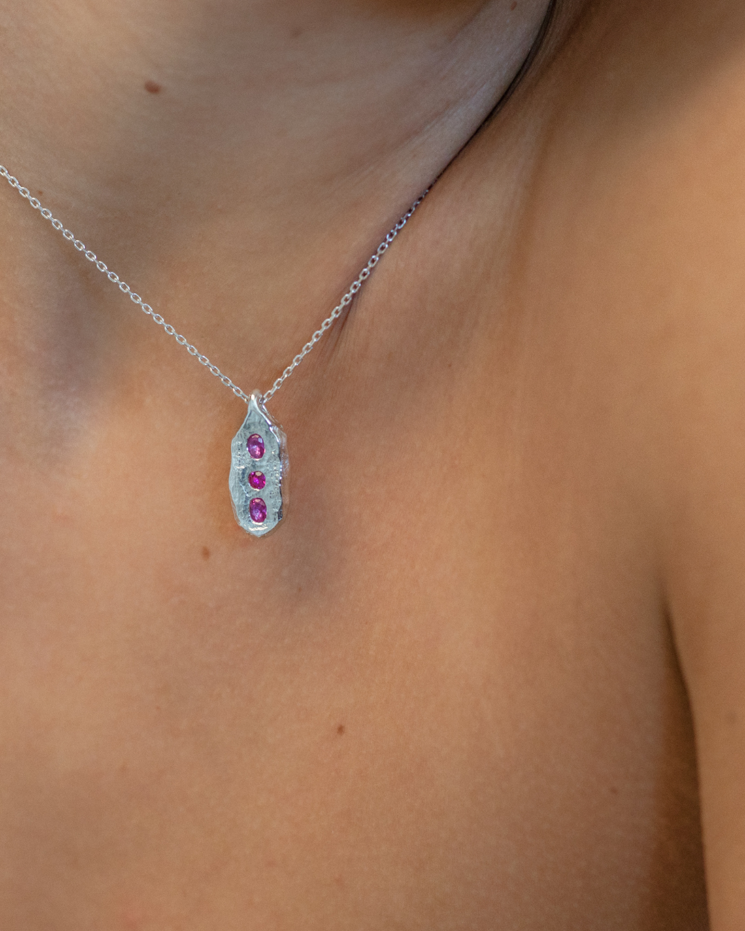 Rayah Pendant