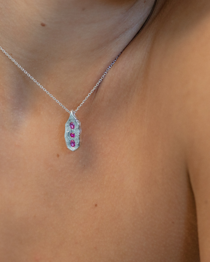 Rayah Pendant
