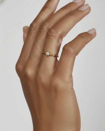 Vaha Ring With Diamond